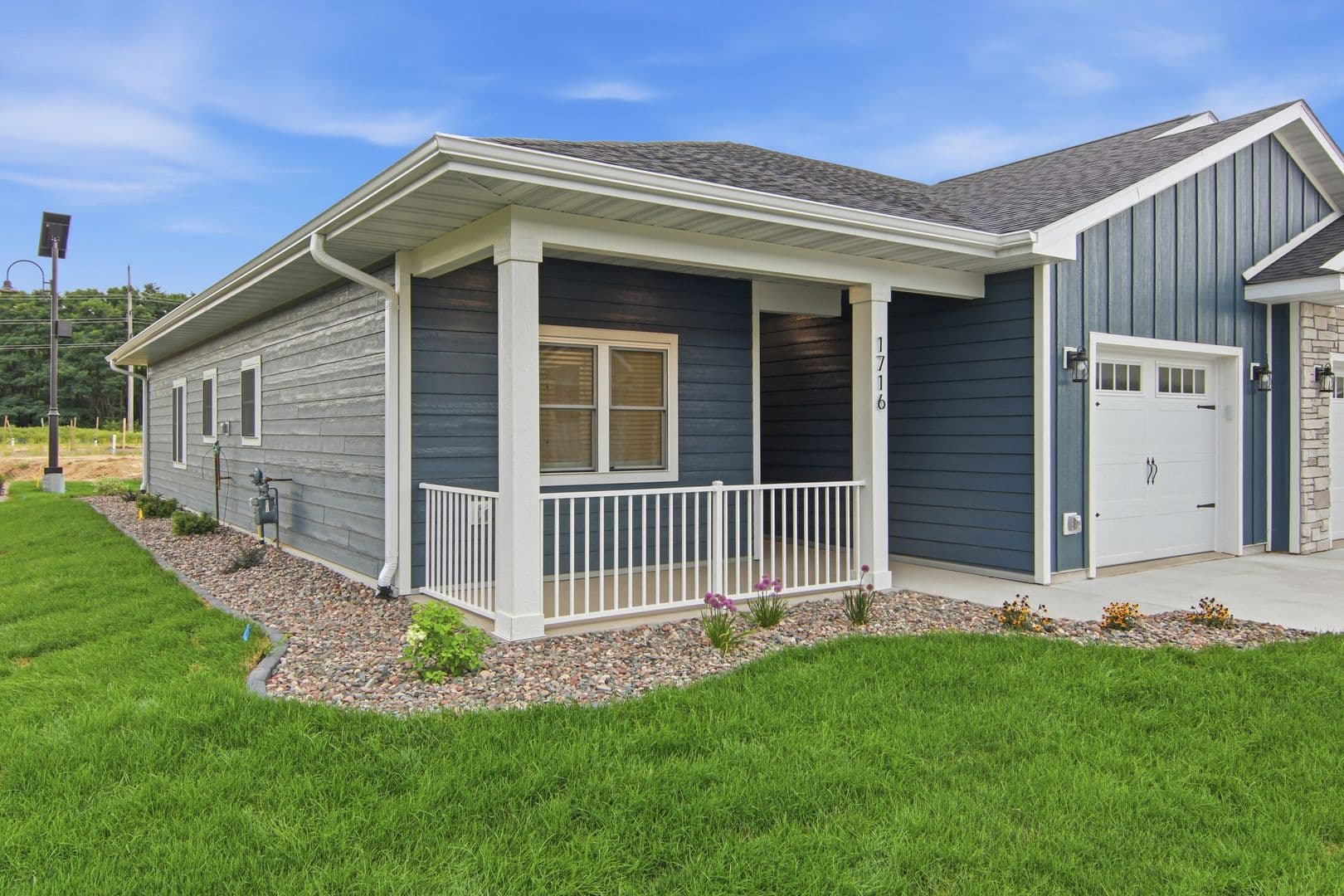 Altoona Townhome: 1713 Whitetail Way