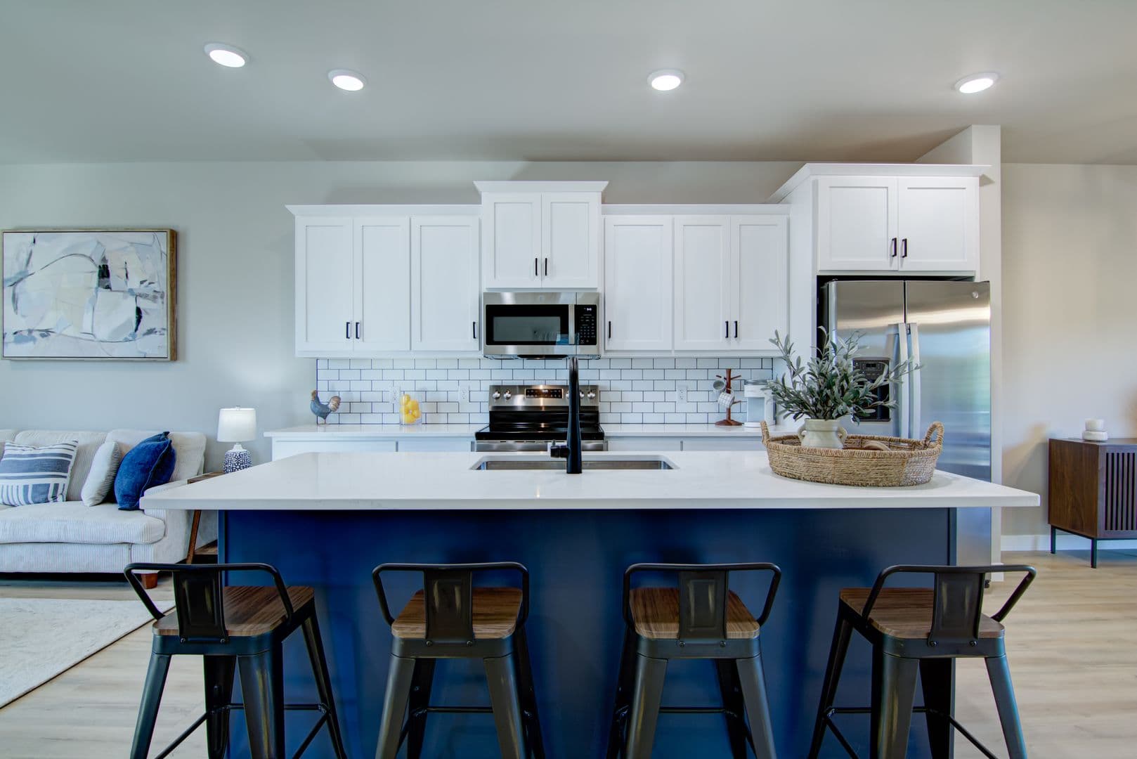 Altoona House: 2529 Otter Tail Way