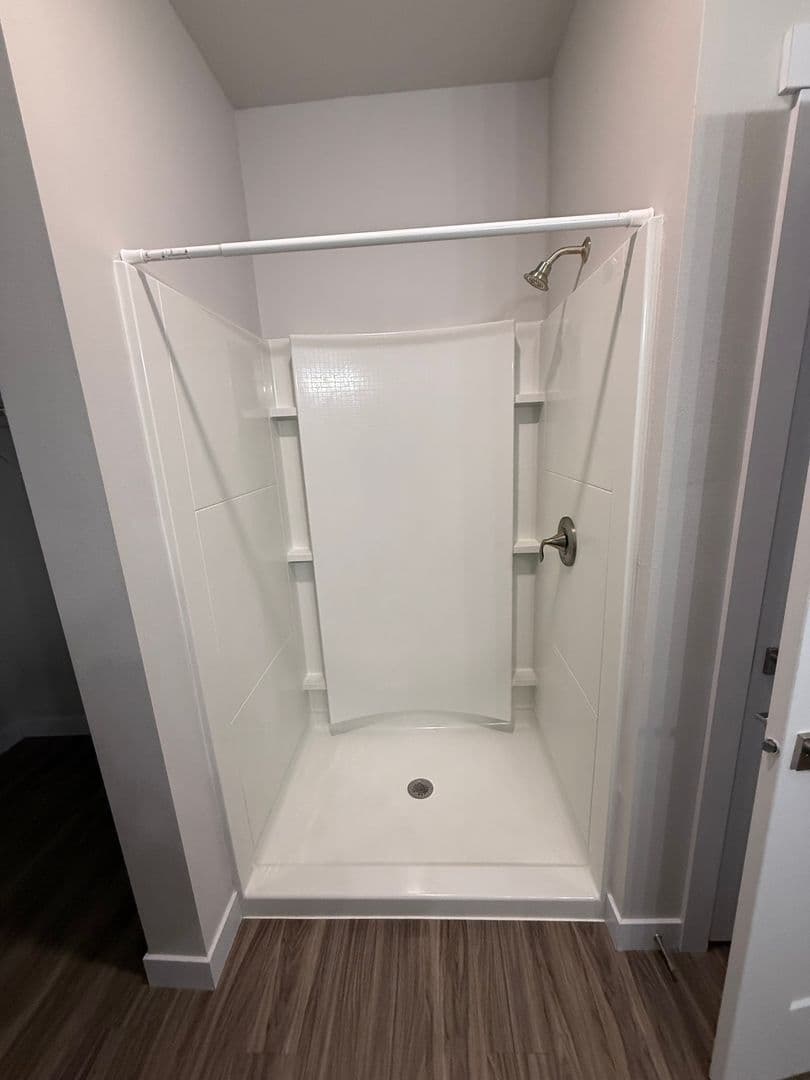 Eau Claire Apartment: 715 S Barstow St