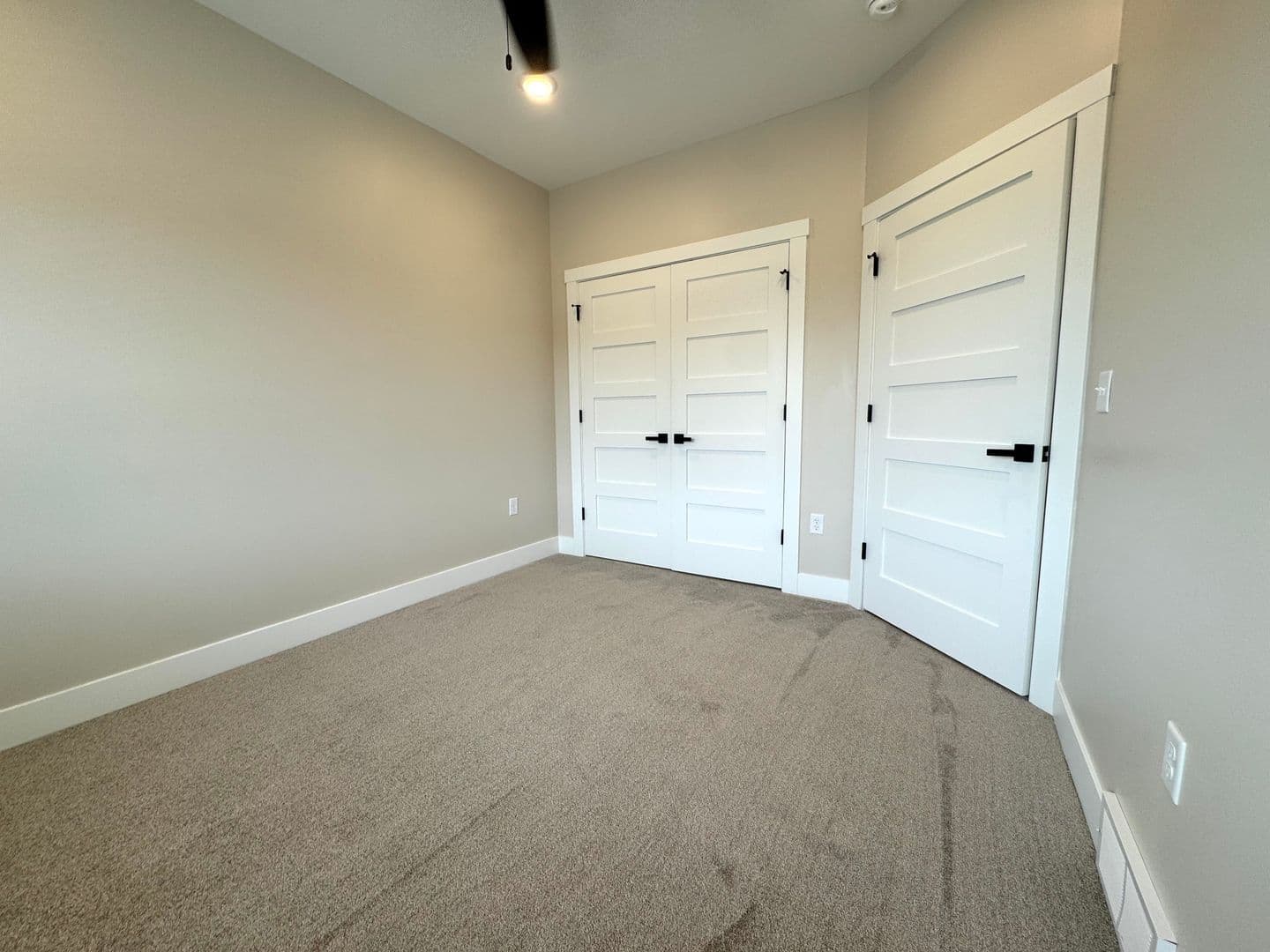 altoona Apartment: 1605-1623 Planert Place