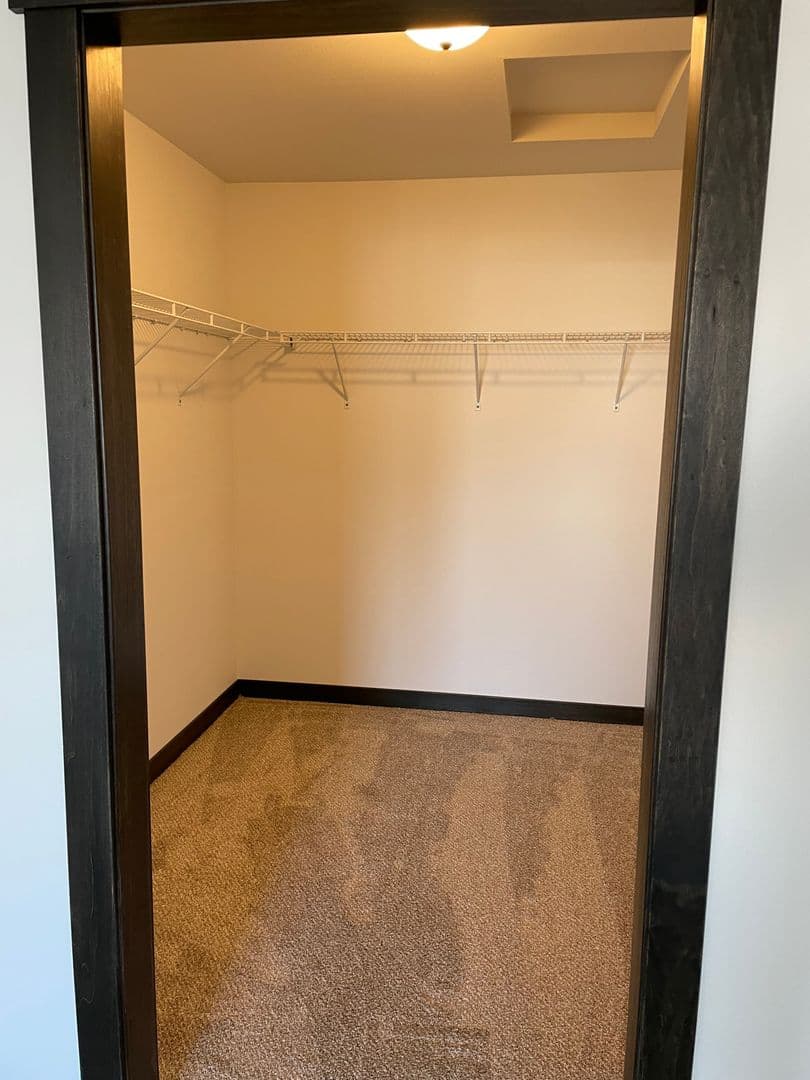 Eau Claire Apartment: 5304 -5320 Stonewood Drive