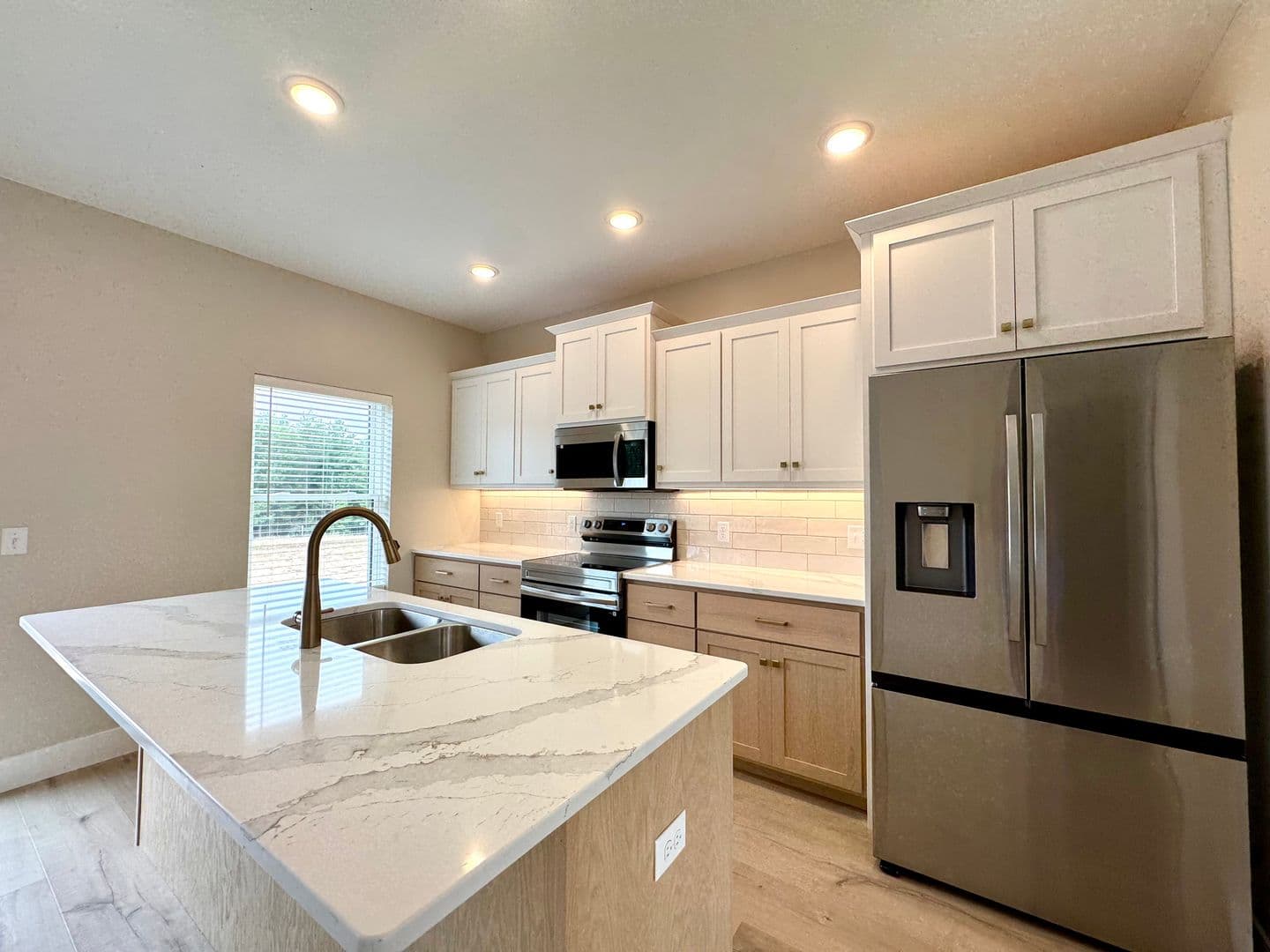 altoona Apartment: 1605-1623 Planert Place