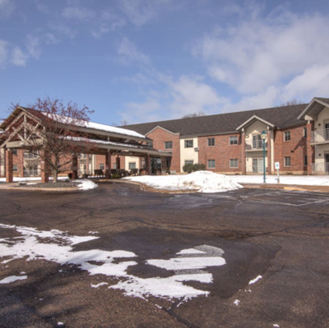 Eau Claire Apartment: 4880 Otteson Lane