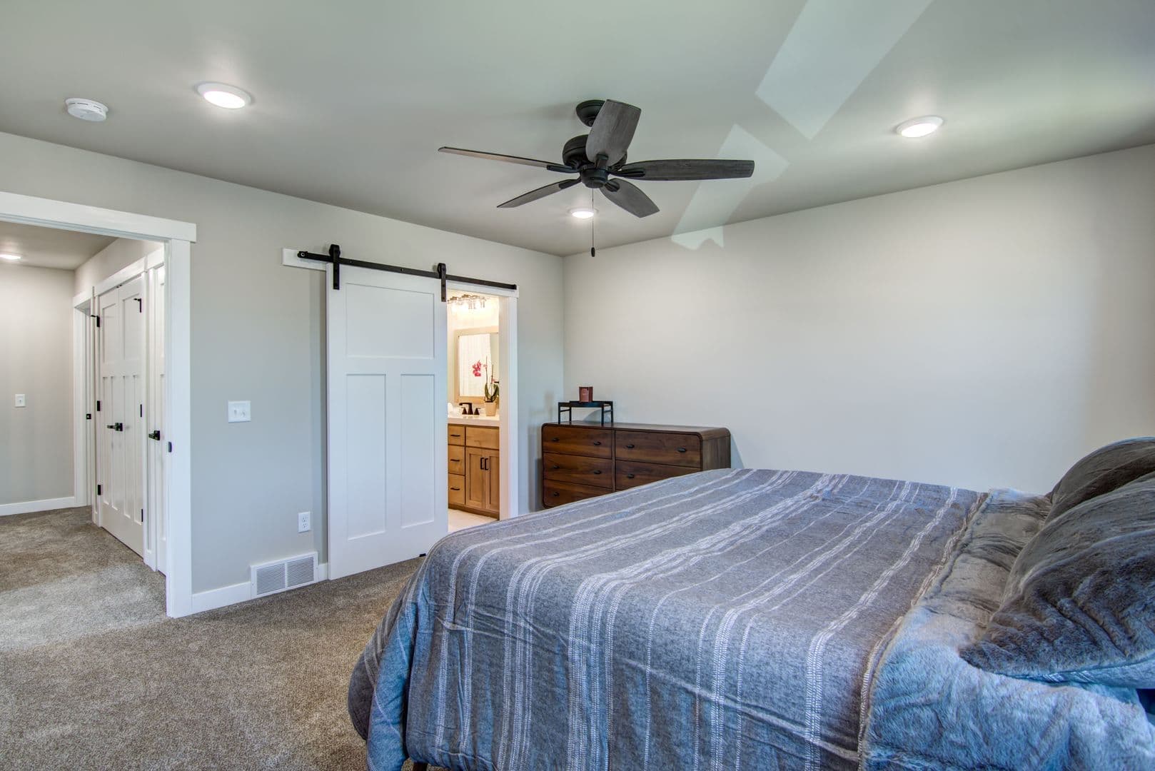 Altoona House: 2529 Otter Tail Way