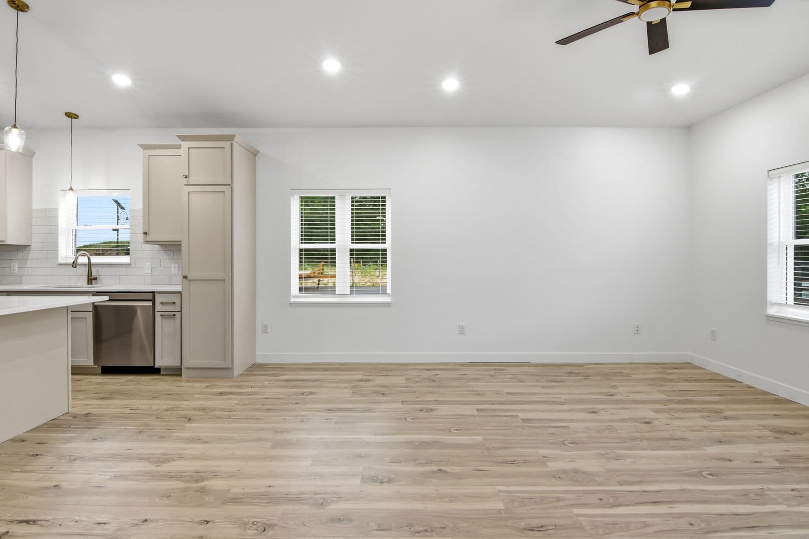 Altoona Townhome: 1713 Whitetail Way