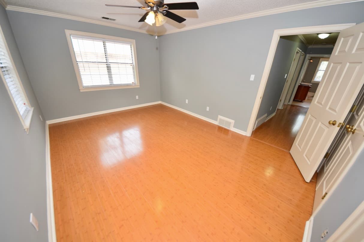 Memphis Condo: 256 Lombardy Pl, #3