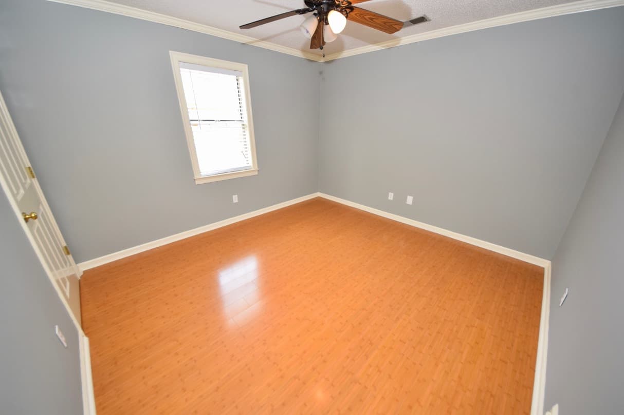 Memphis Condo: 256 Lombardy Pl, #3