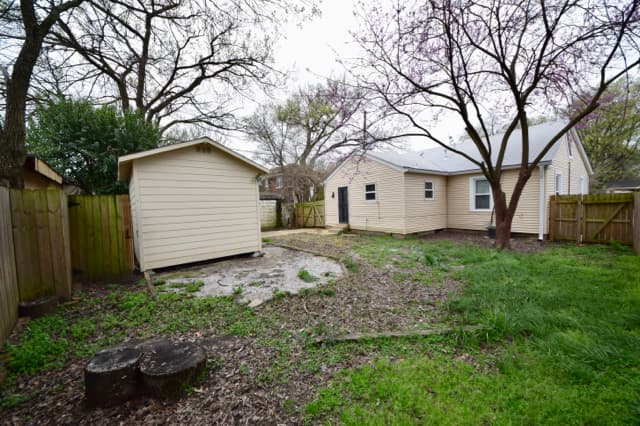 Memphis House: 660 N Idlewild