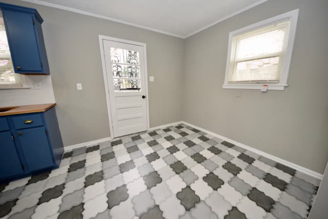 Memphis House: 660 N Idlewild