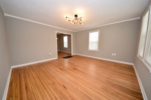 Memphis House: 660 N Idlewild
