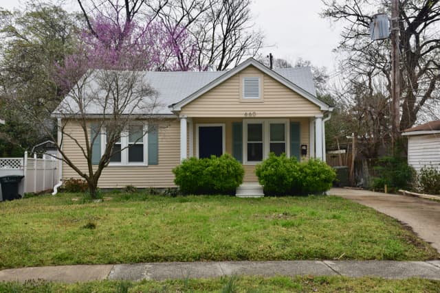 Memphis House: 660 N Idlewild