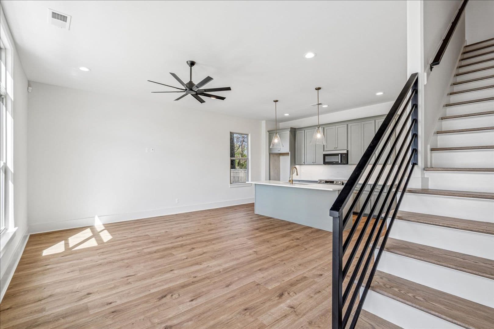 Memphis House: 5486 End Village E Lot 19