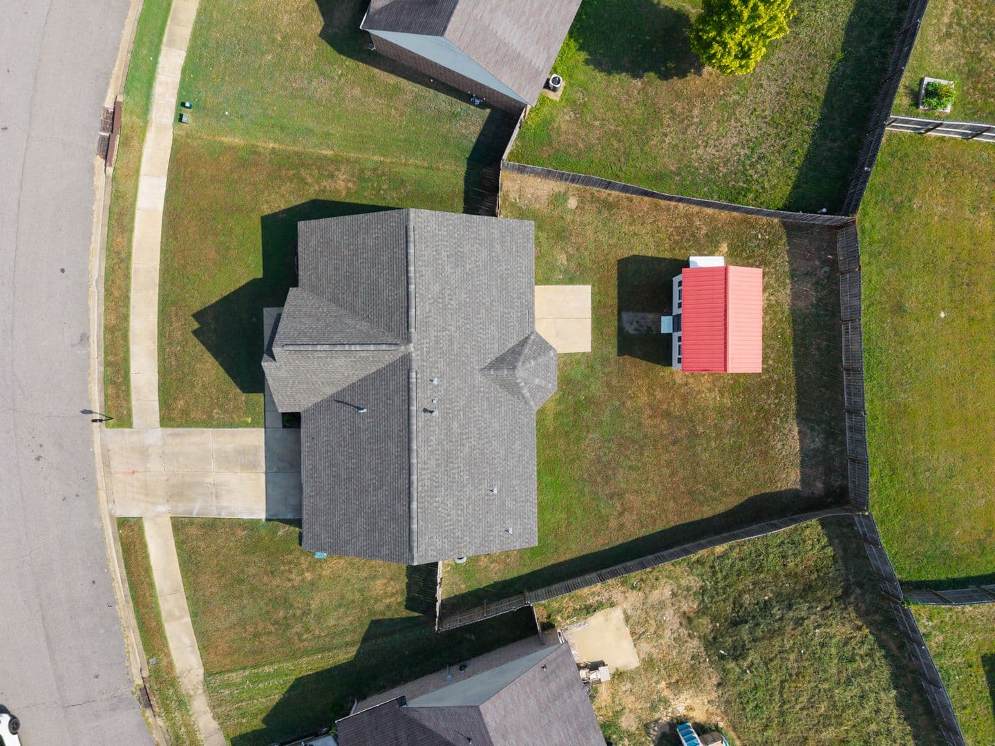 Southaven House: 8332 Grayce Dr