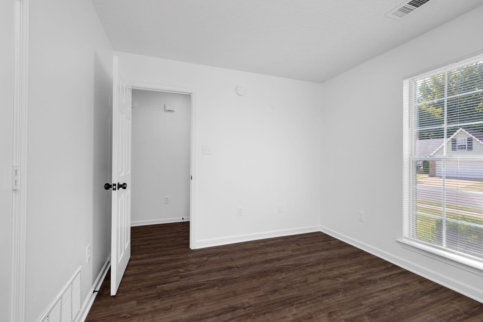 Southaven House: 8332 Grayce Dr