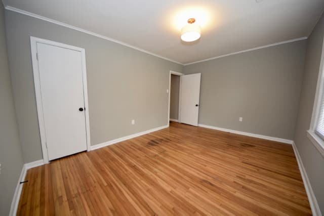 Memphis House: 660 N Idlewild