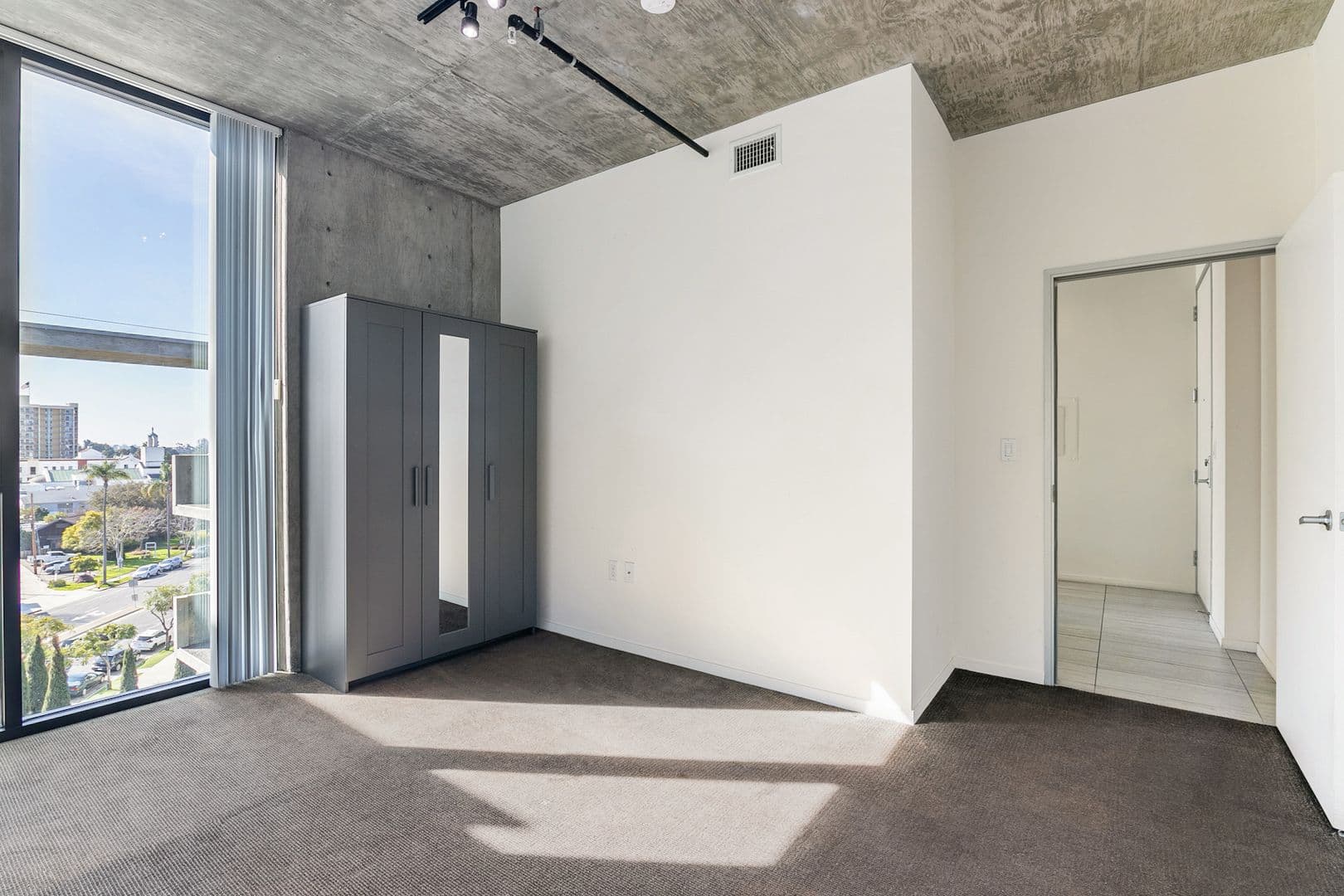 San Diego Apartment: 3752 Park Blvd