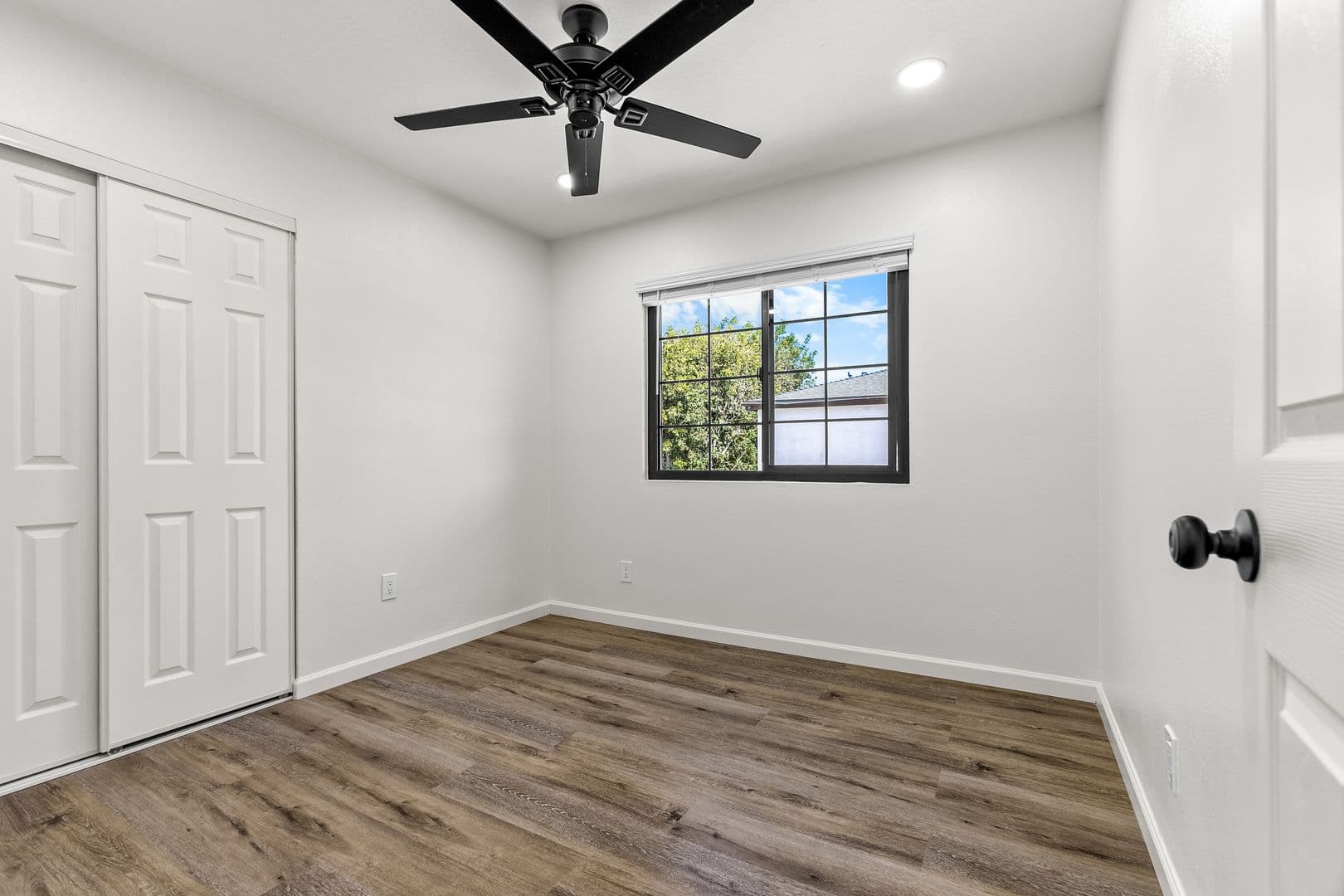 Chula Vista Apartment: 169 Brightwood Ave