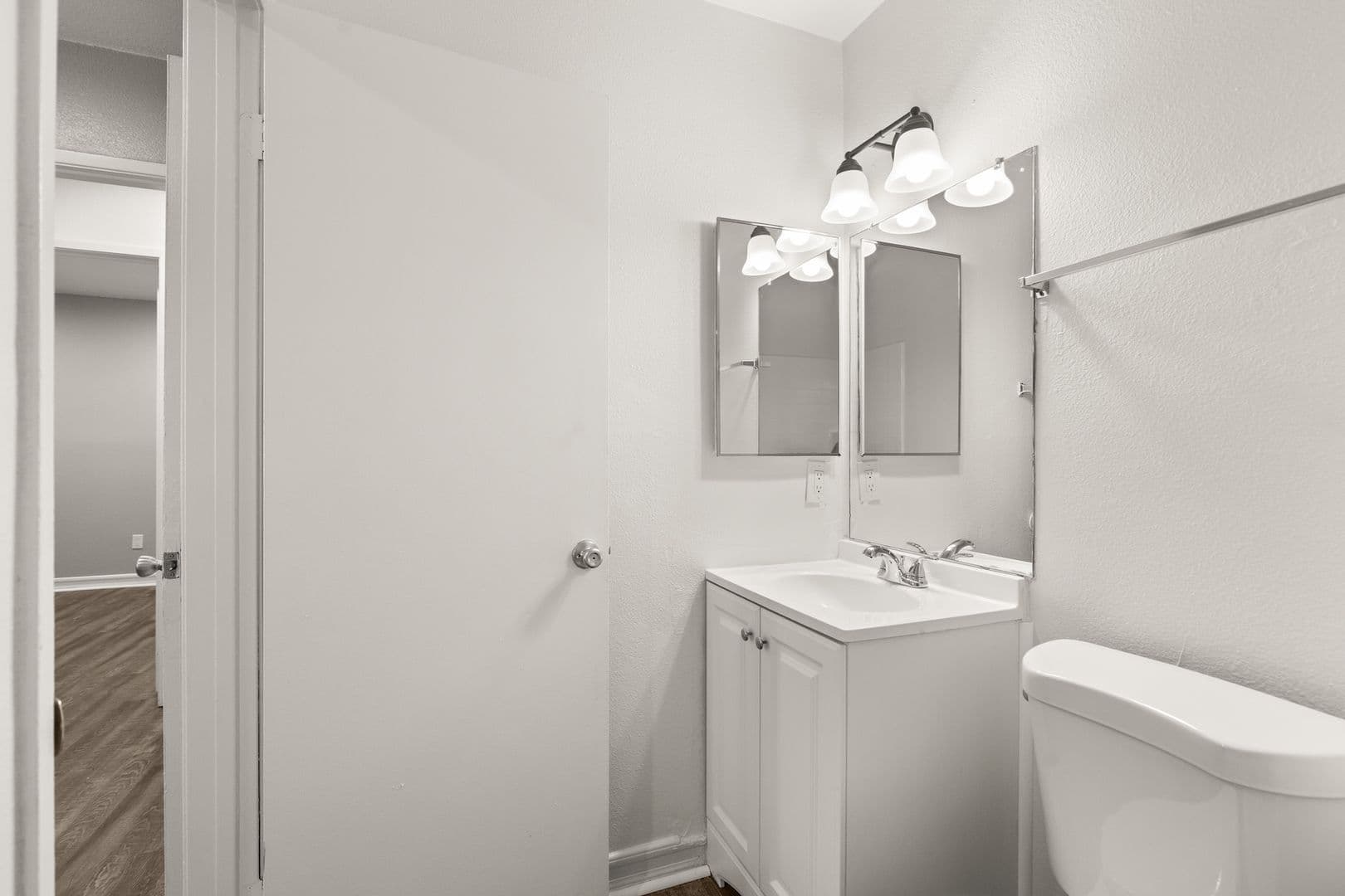 Chula Vista Apartment: 169 Brightwood Ave