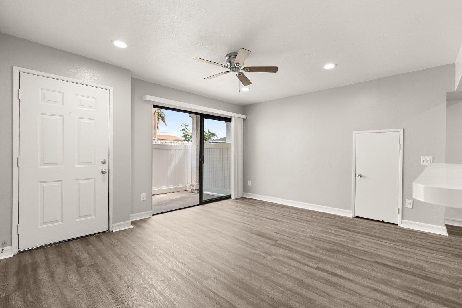 Chula Vista Apartment: 169 Brightwood Ave