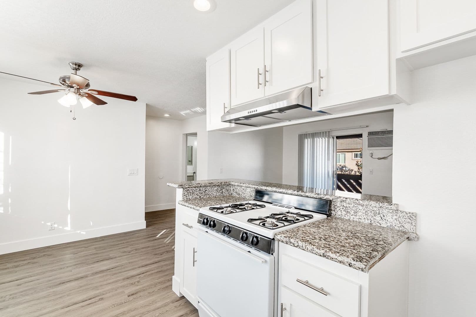 Buena Park Apartment: 8382 Whitaker Street