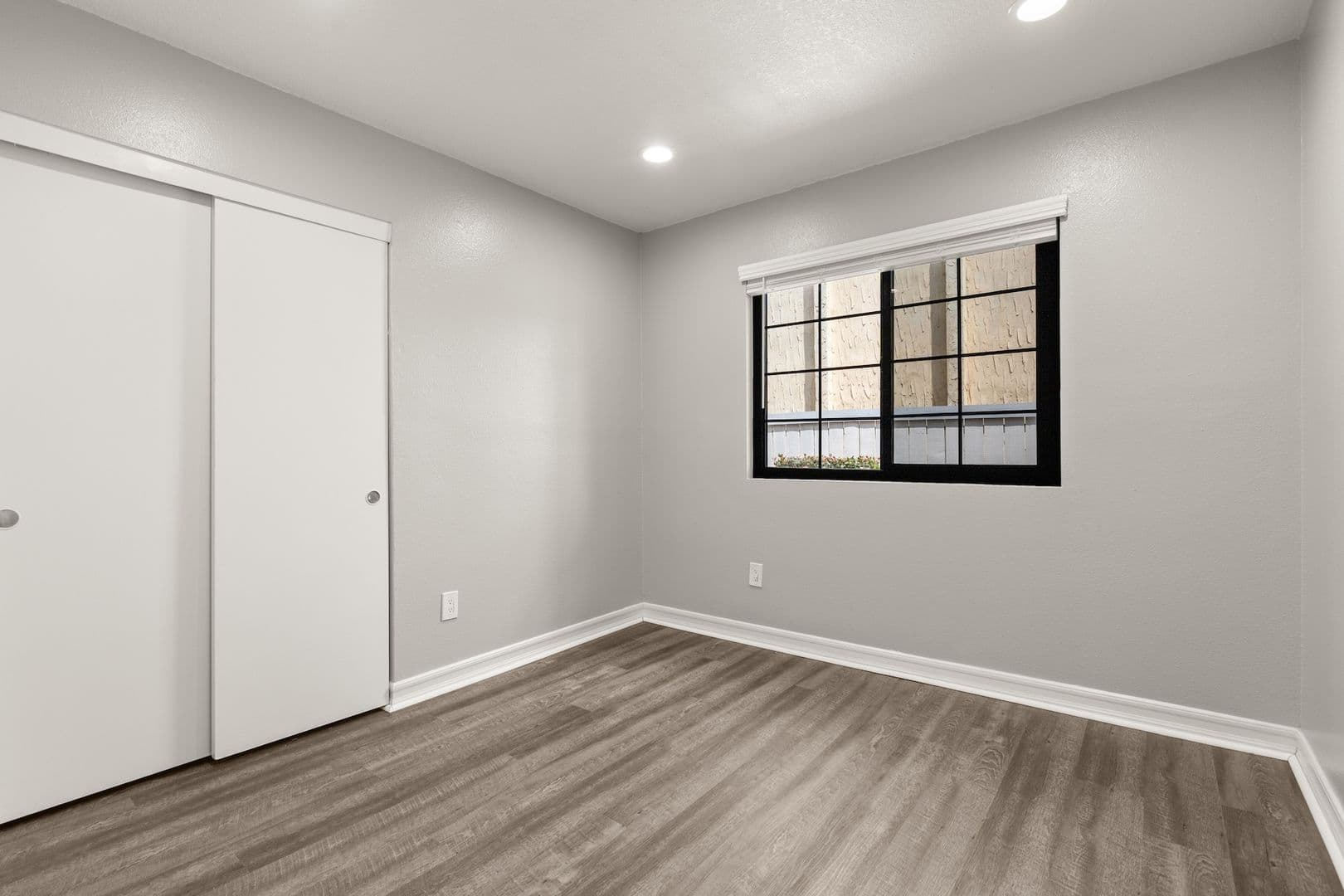 Chula Vista Apartment: 169 Brightwood Ave