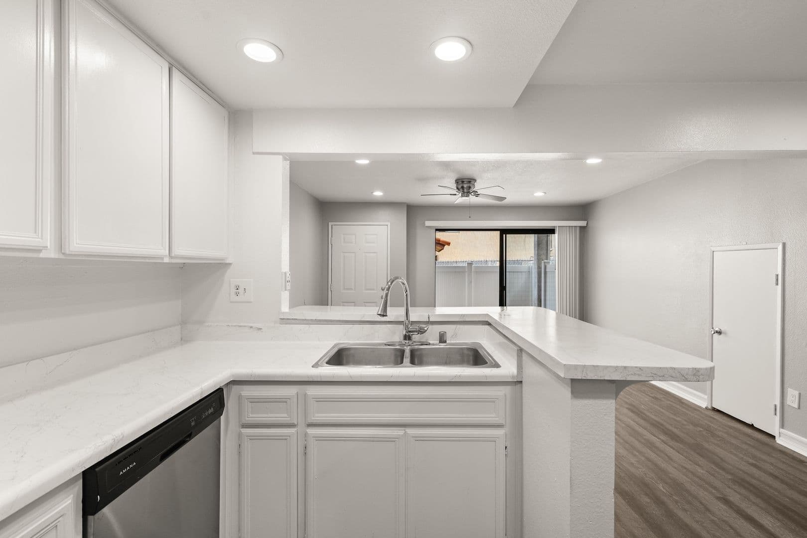 Chula Vista Apartment: 169 Brightwood Ave