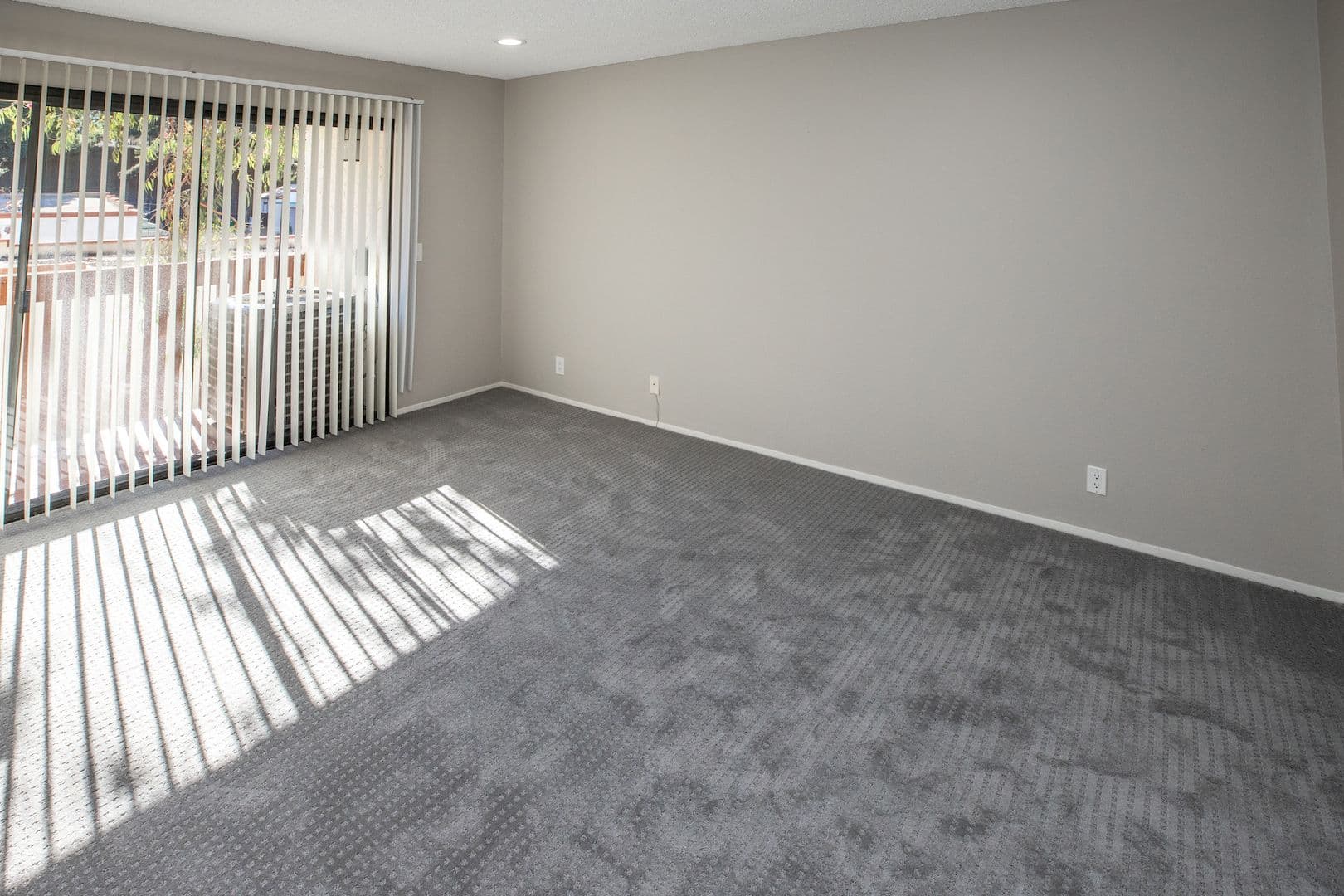 Carlsbad Apartment: 2939 Unicornio Street