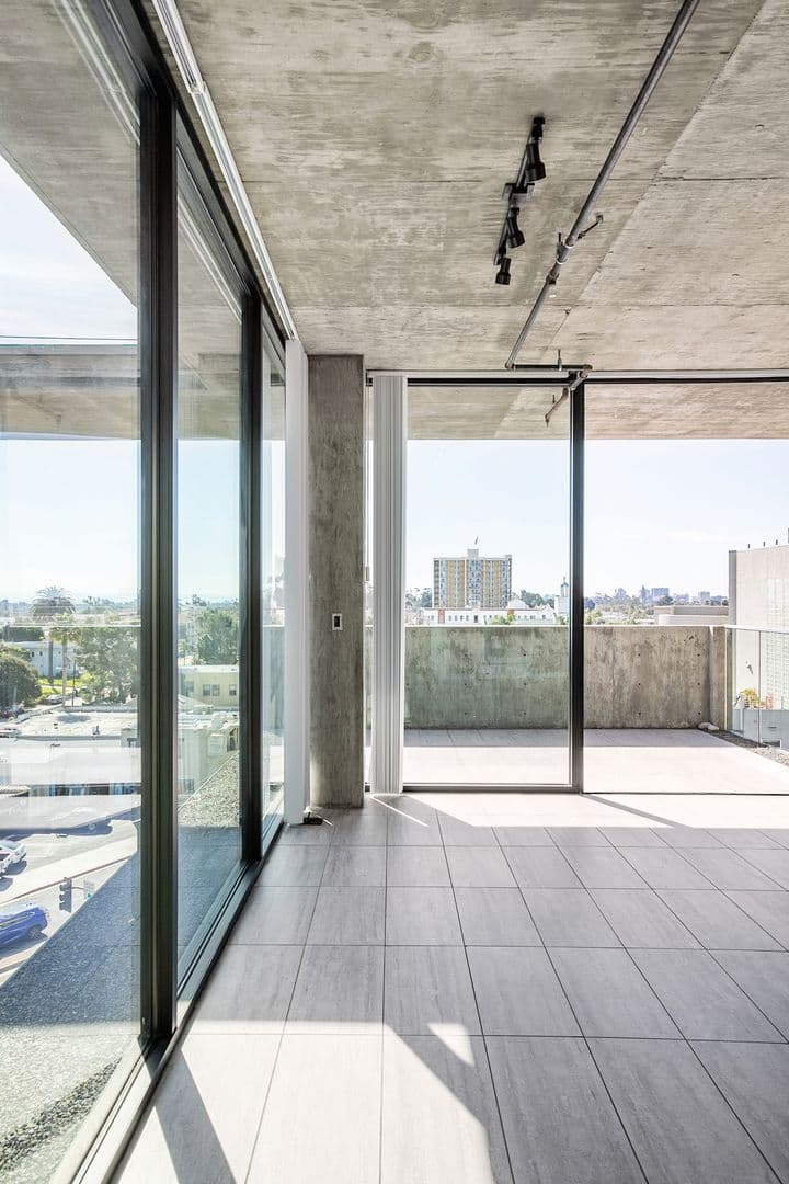 San Diego Apartment: 3752 Park Blvd