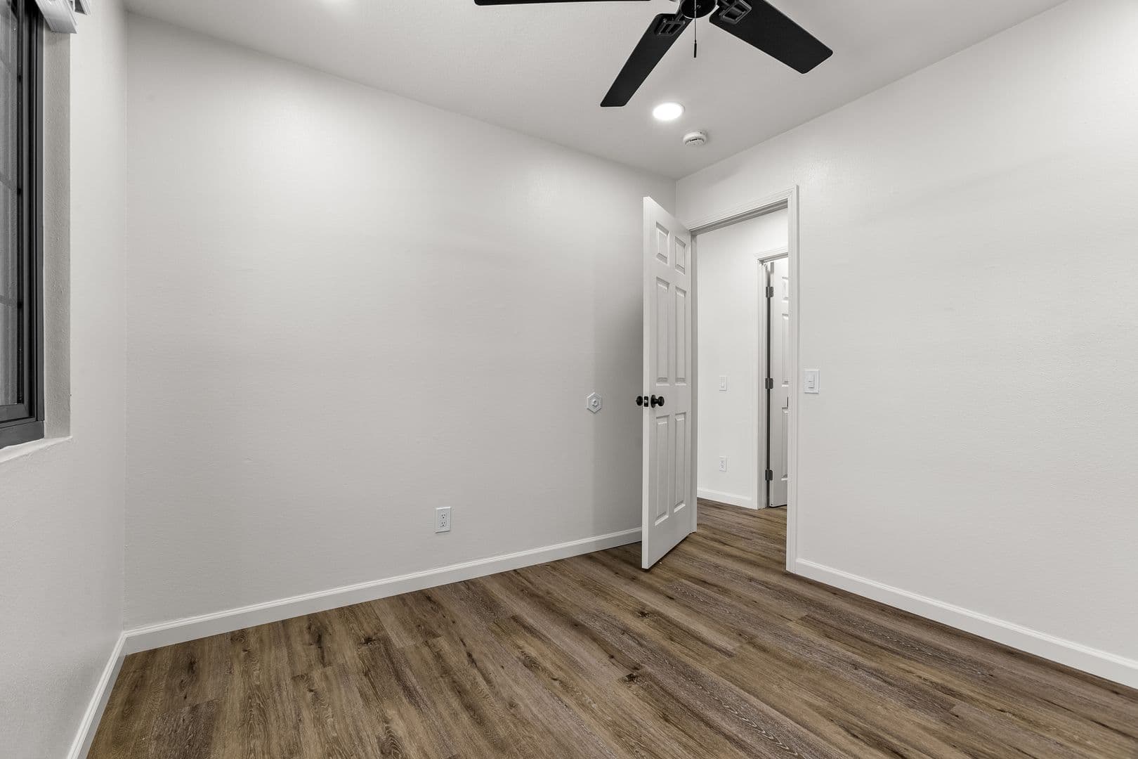 Chula Vista Apartment: 169 Brightwood Ave