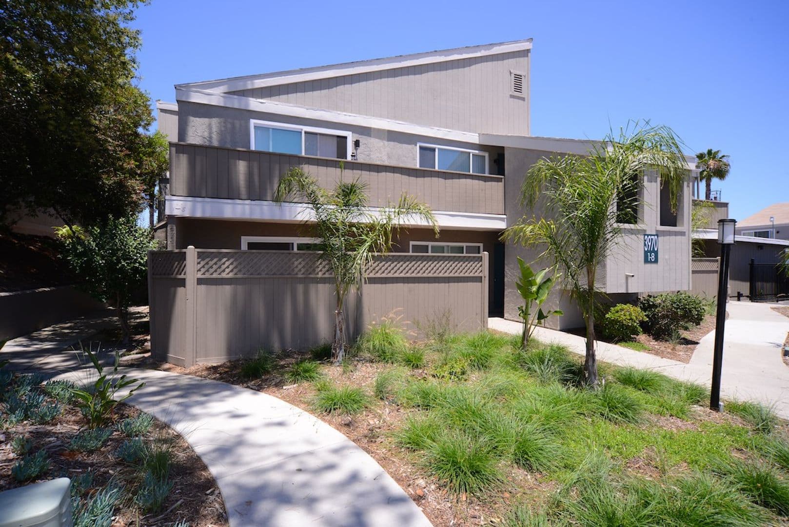 Oceanside Apartment: 3964 Waring Rd