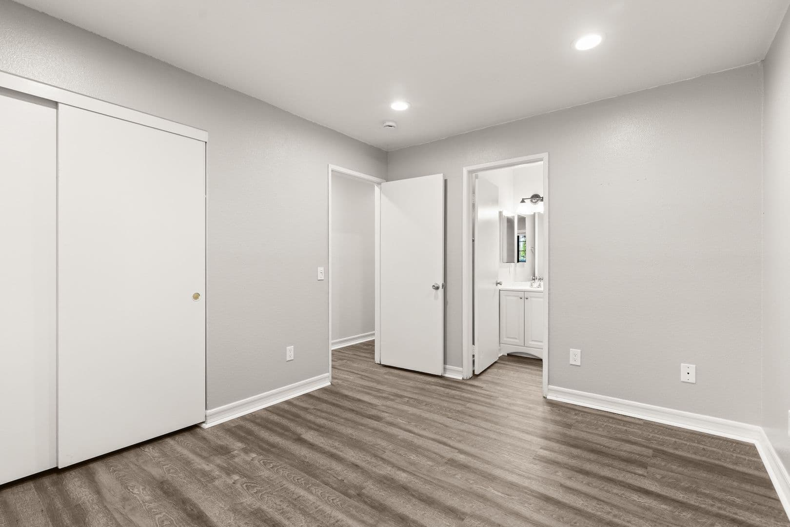 Chula Vista Apartment: 169 Brightwood Ave