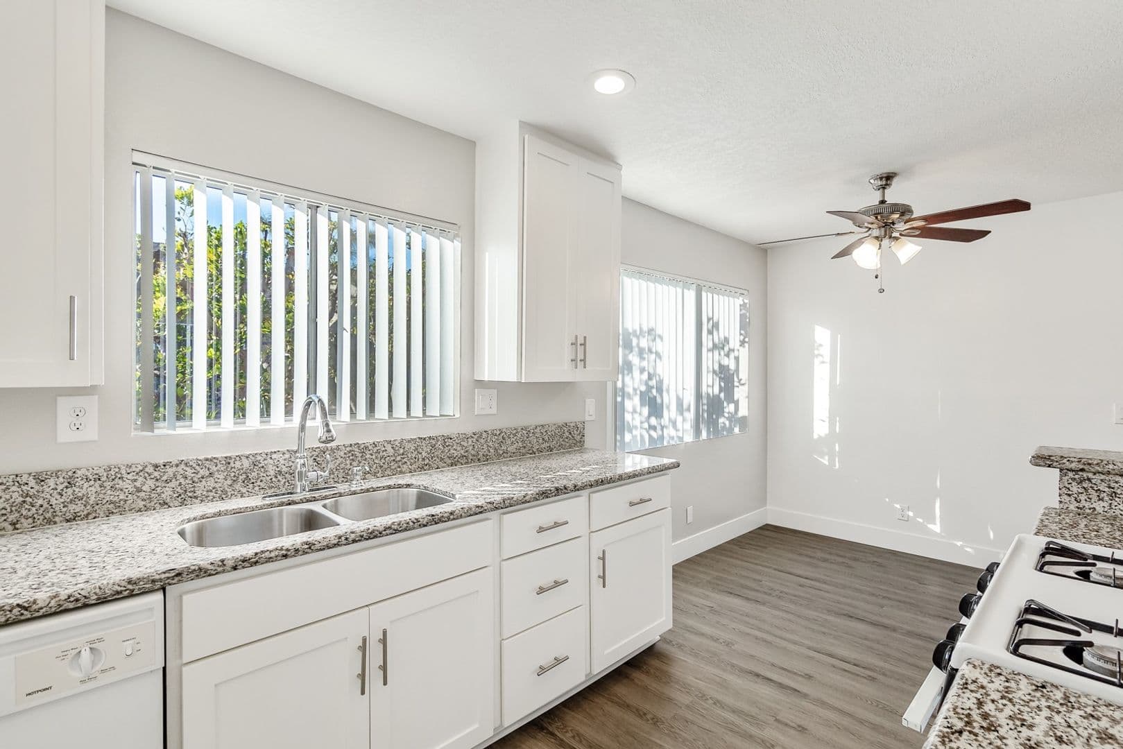 Buena Park Apartment: 8382 Whitaker Street