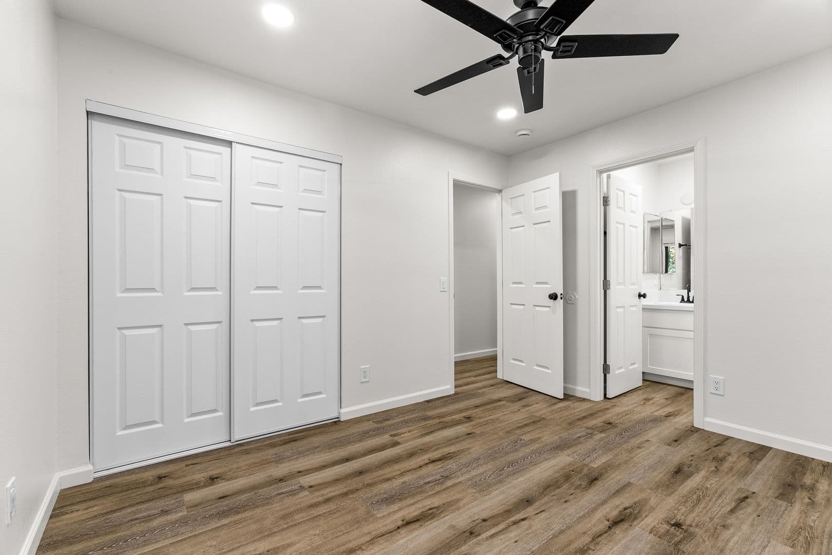Chula Vista Apartment: 169 Brightwood Ave