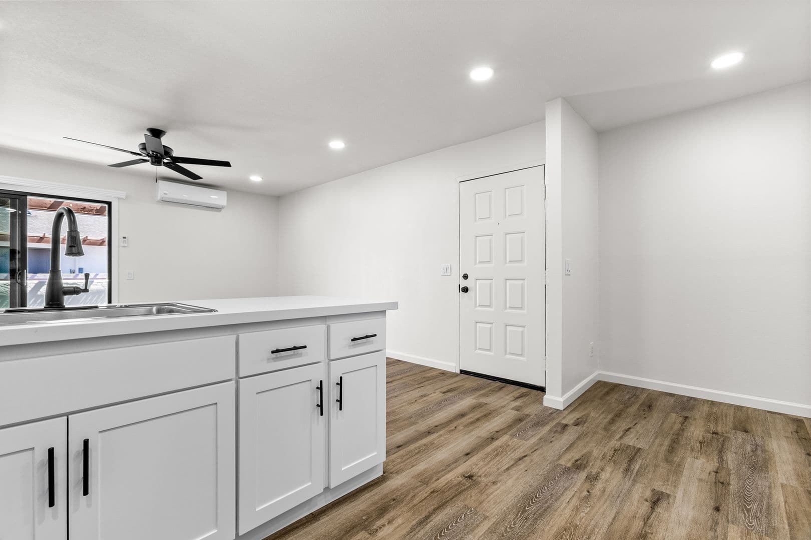 Chula Vista Apartment: 169 Brightwood Ave