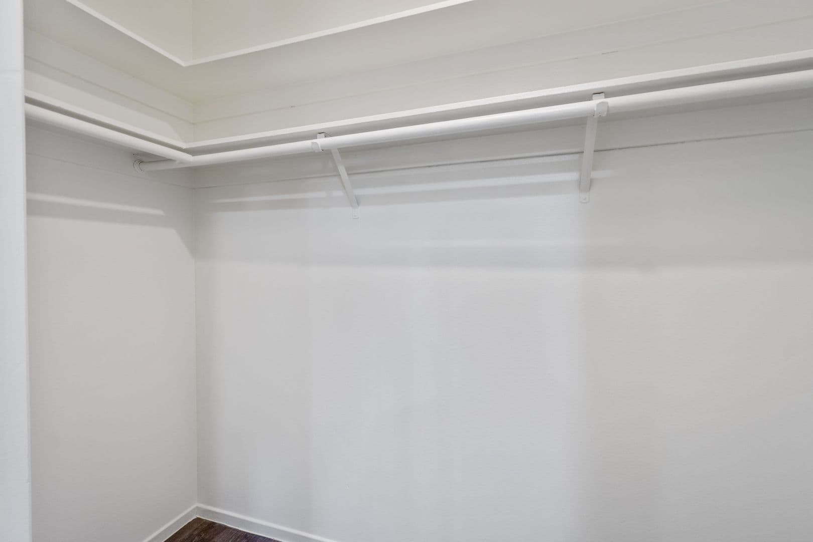 Anaheim Apartment: 2520 West La Palma Ave