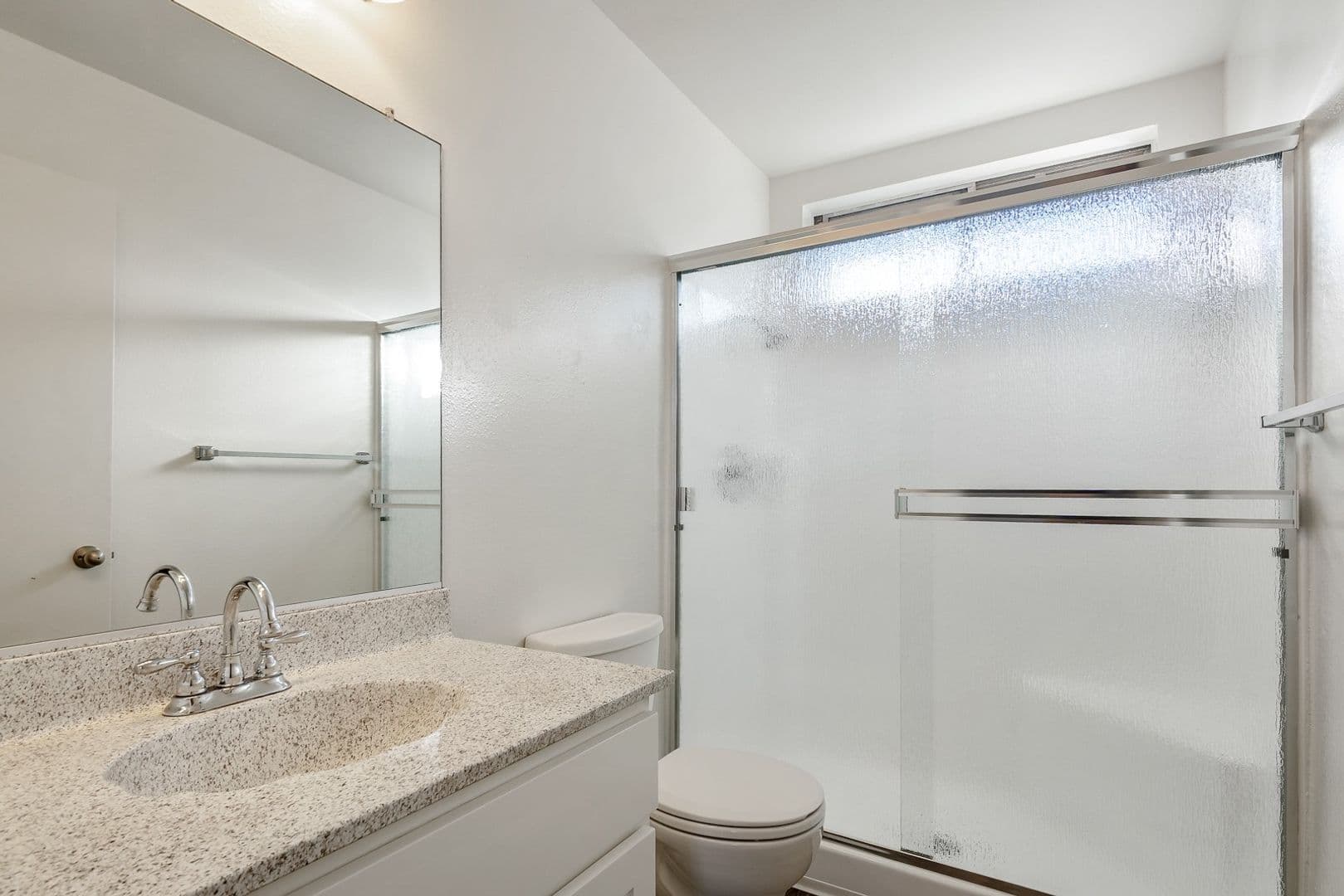Buena Park Apartment: 8382 Whitaker Street