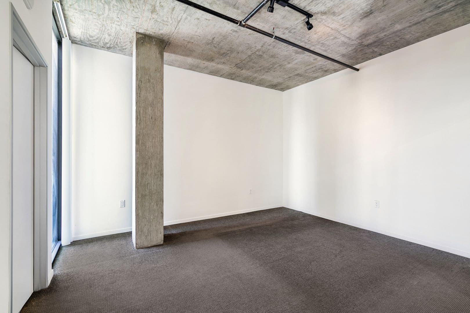 San Diego Apartment: 3752 Park Blvd