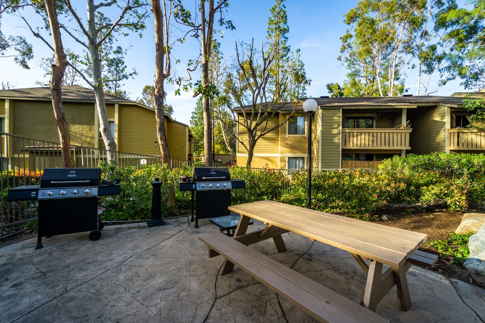 Lake Forest Apartment: 20702 El Toro Road