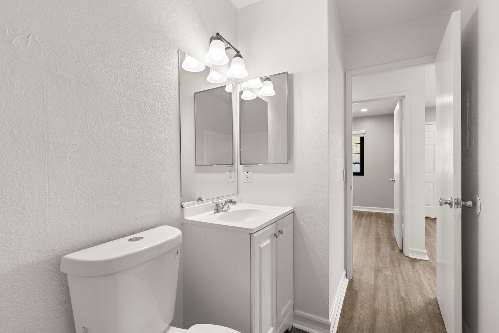 Chula Vista Apartment: 169 Brightwood Ave