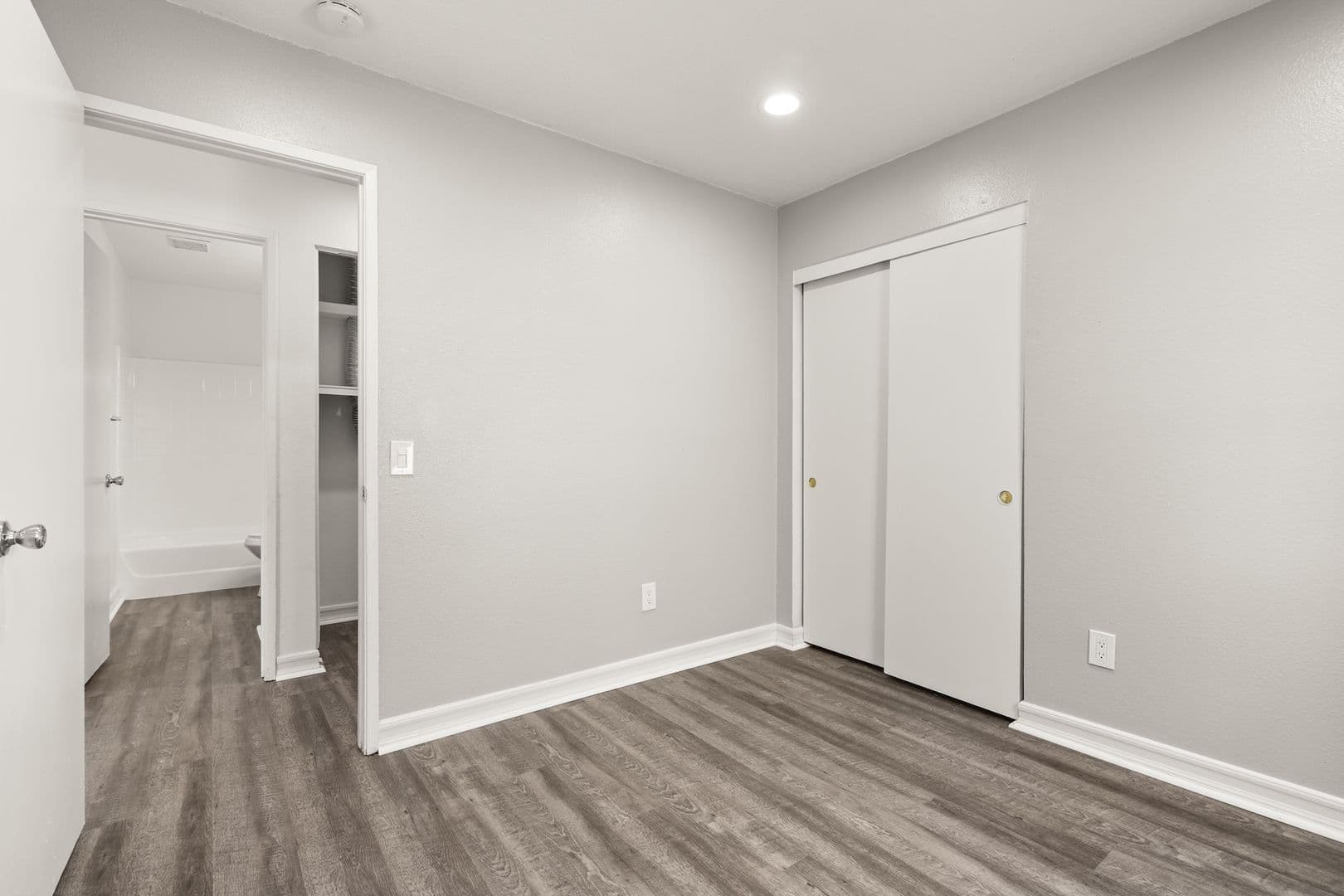 Chula Vista Apartment: 169 Brightwood Ave