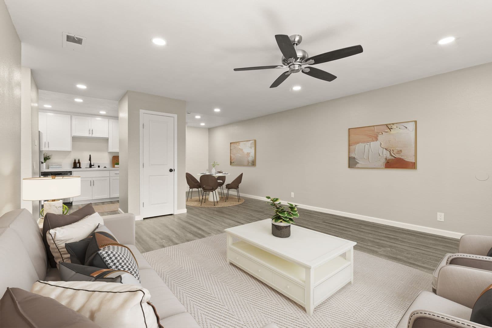 Oceanside Apartment: 3964 Waring Rd