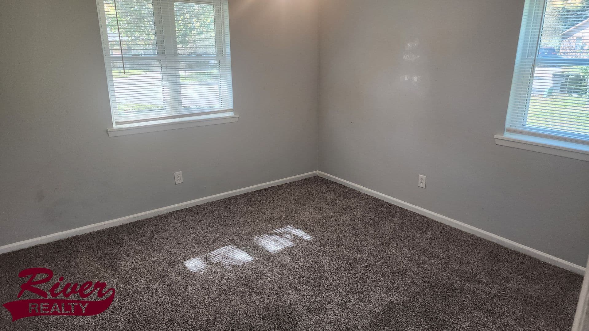 Augusta House: 3618 Coventry Drive