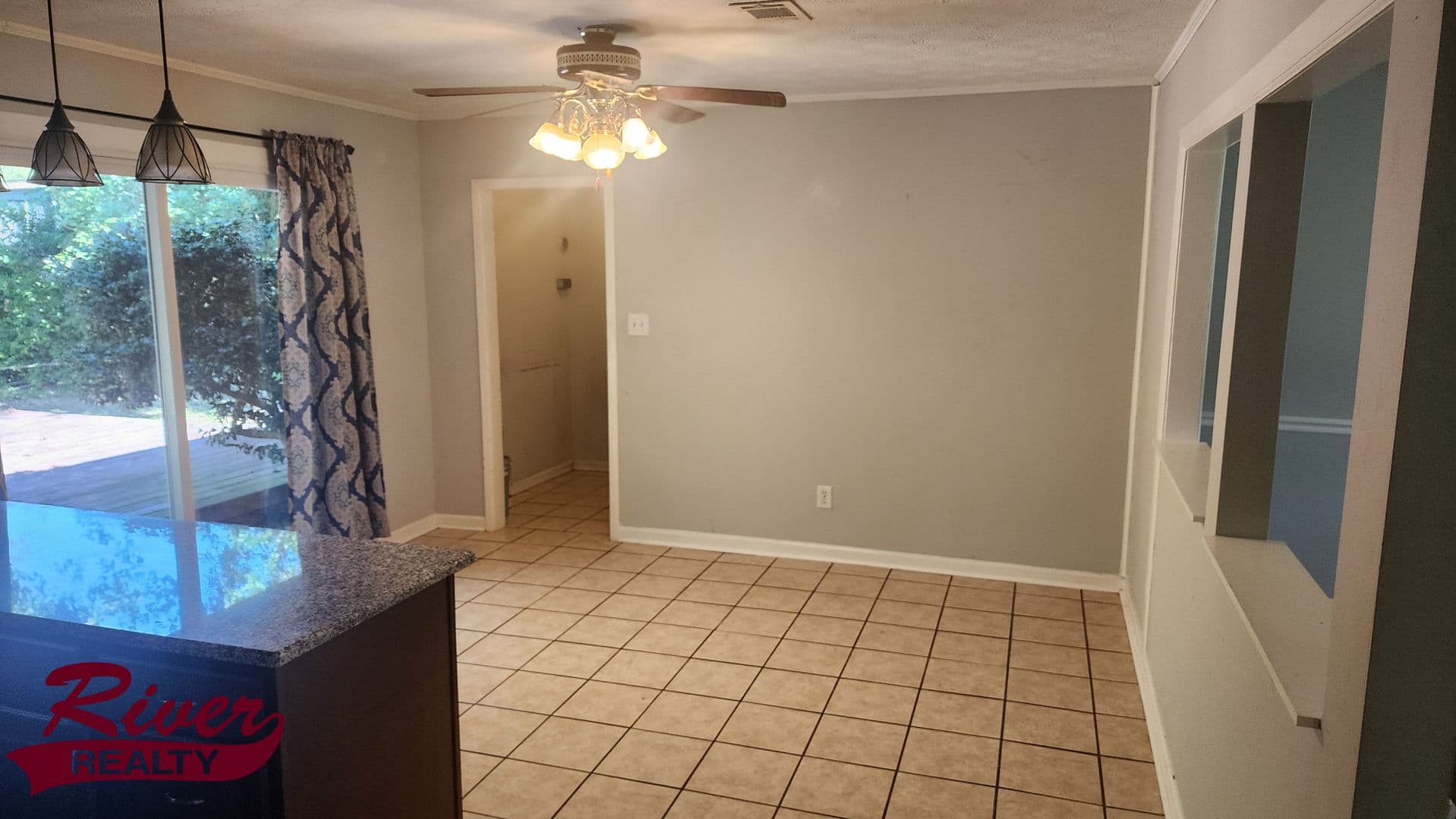 Augusta House: 3618 Coventry Drive