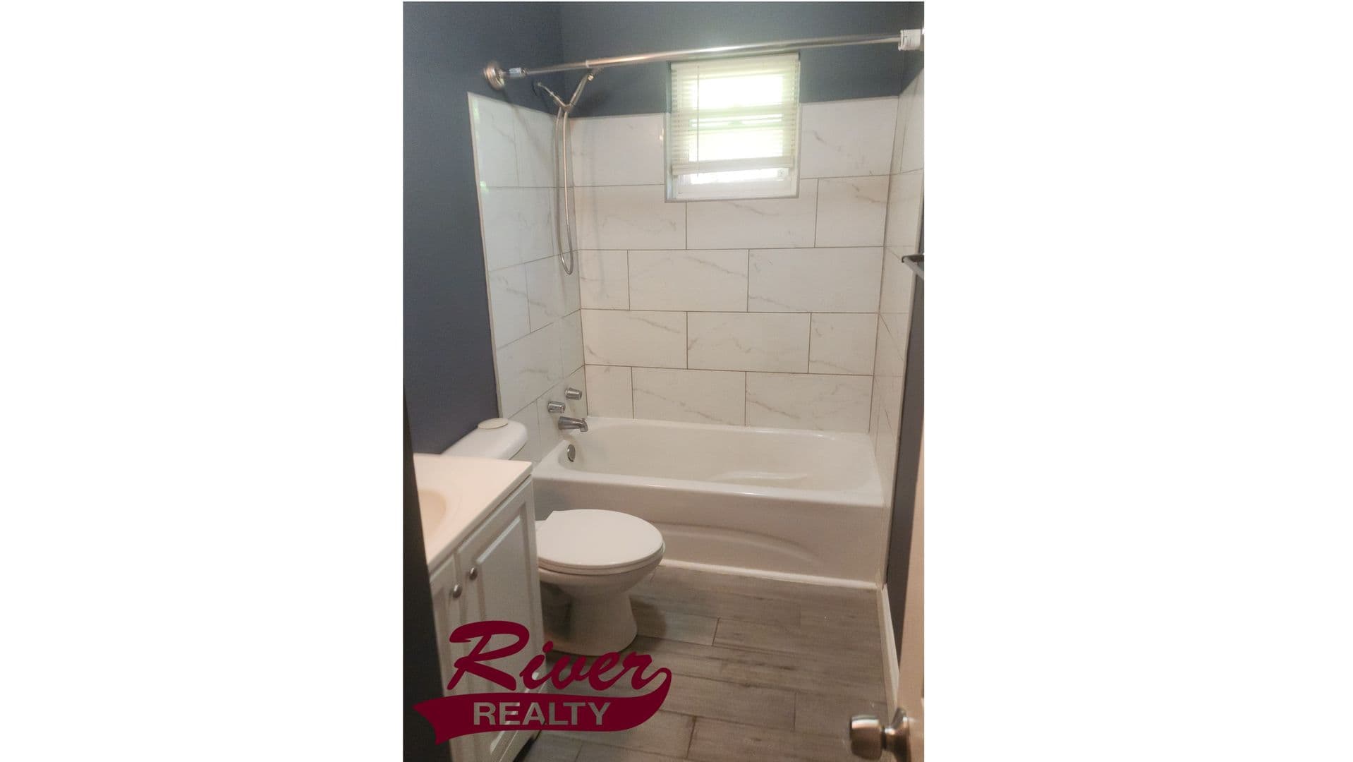 Augusta House: 3618 Coventry Drive