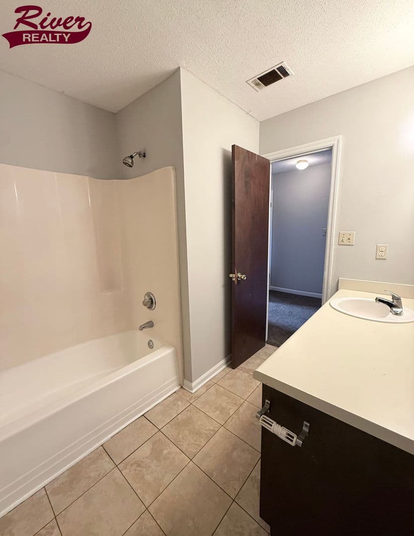 North Augusta Apartment: Bradleyville Apartments
