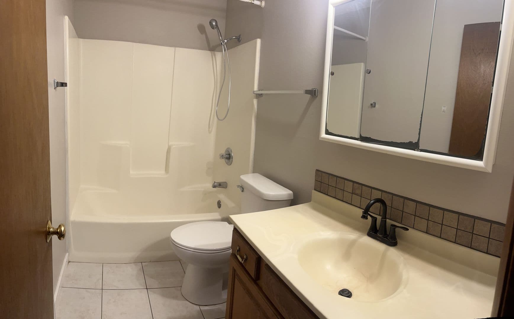 Coralville Apartment: 2412 & 2414 tenth st