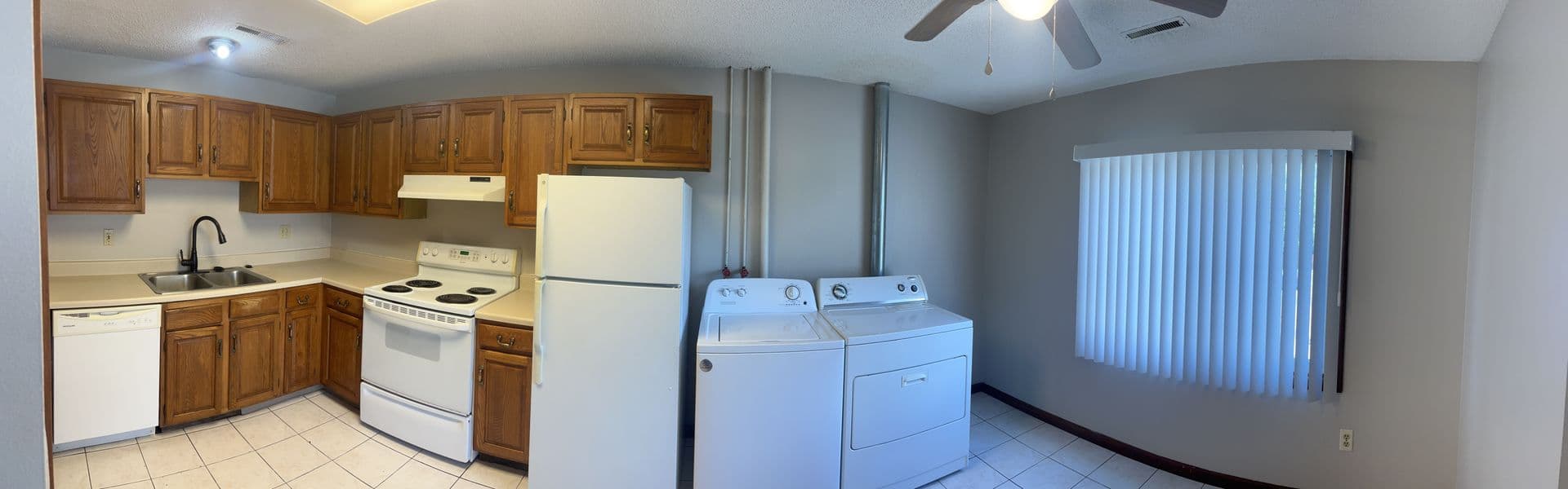 Coralville Apartment: 2412 & 2414 tenth st