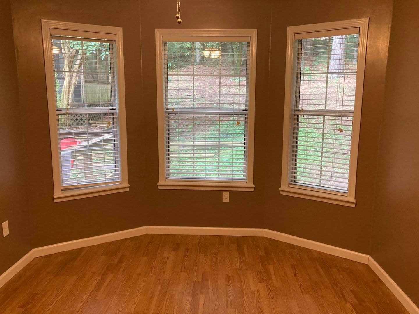 Russellville House: 303 Ouita Circle