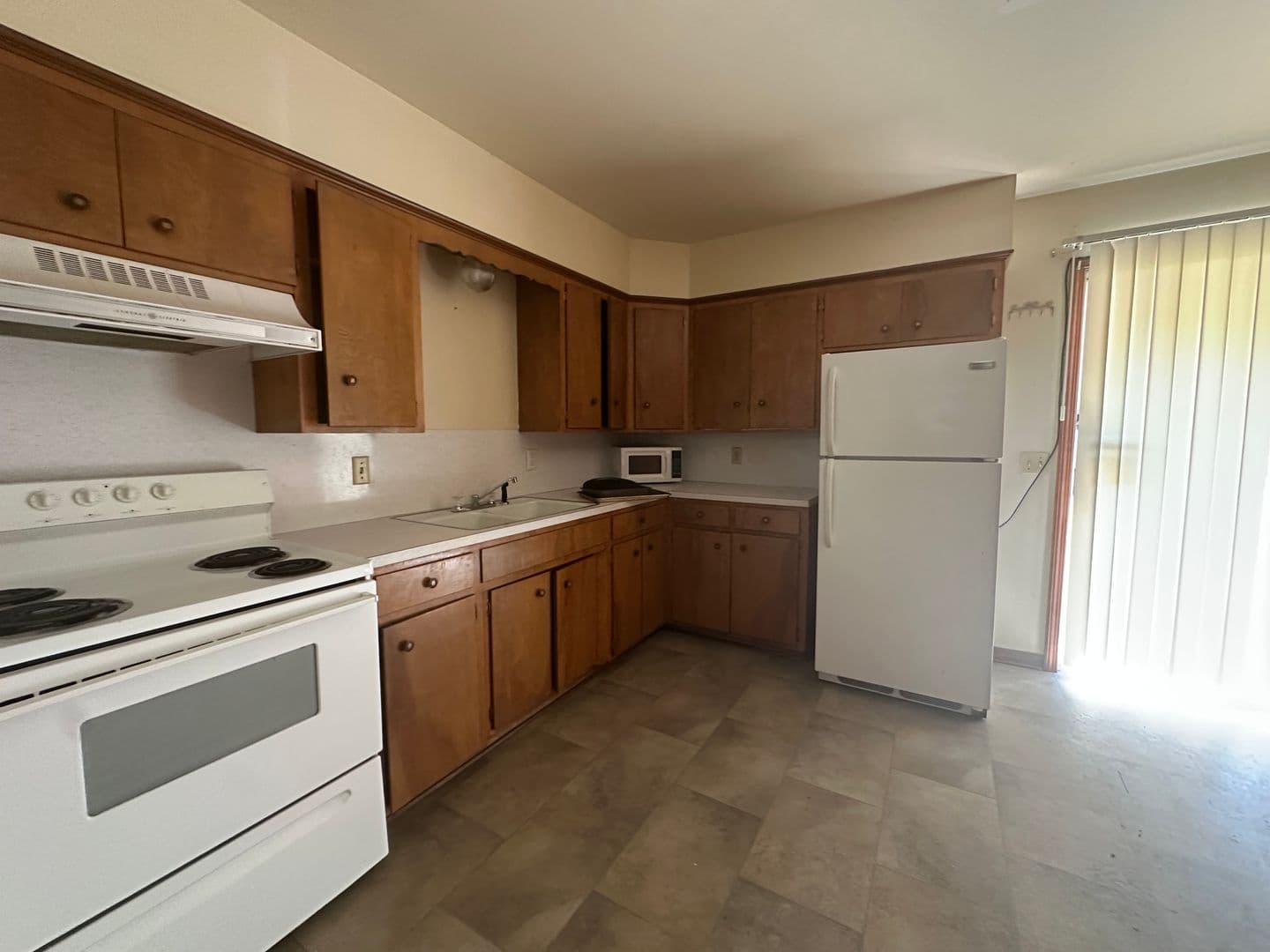 Russellville Apartment: 400 N Inglewood Ave