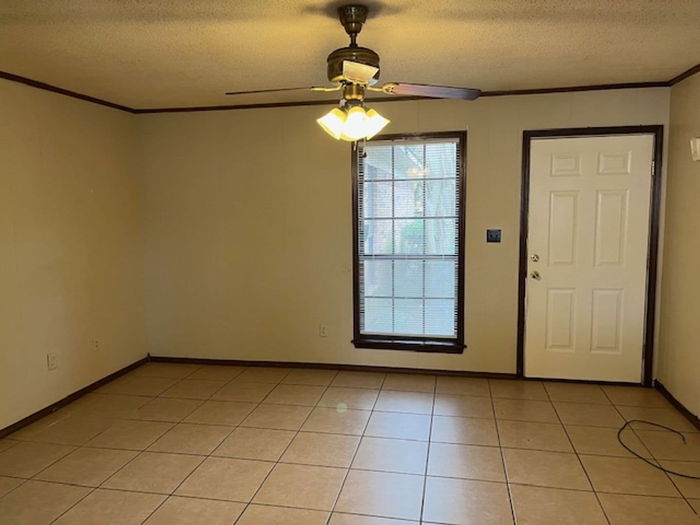 Russellville Apartment: 2800-2814 W E St